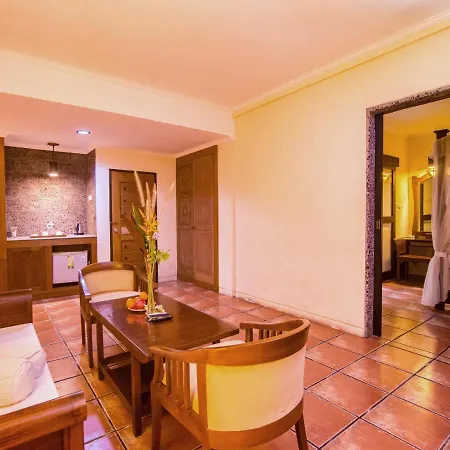 Nugraha Lovina Seaview Resort & Spa Exterior photo