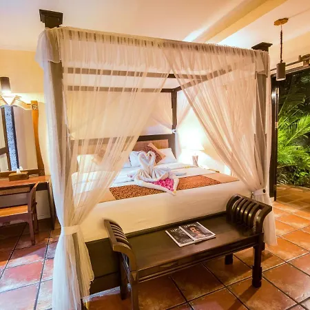 Nugraha Lovina Seaview Resort & Spa Exterior photo