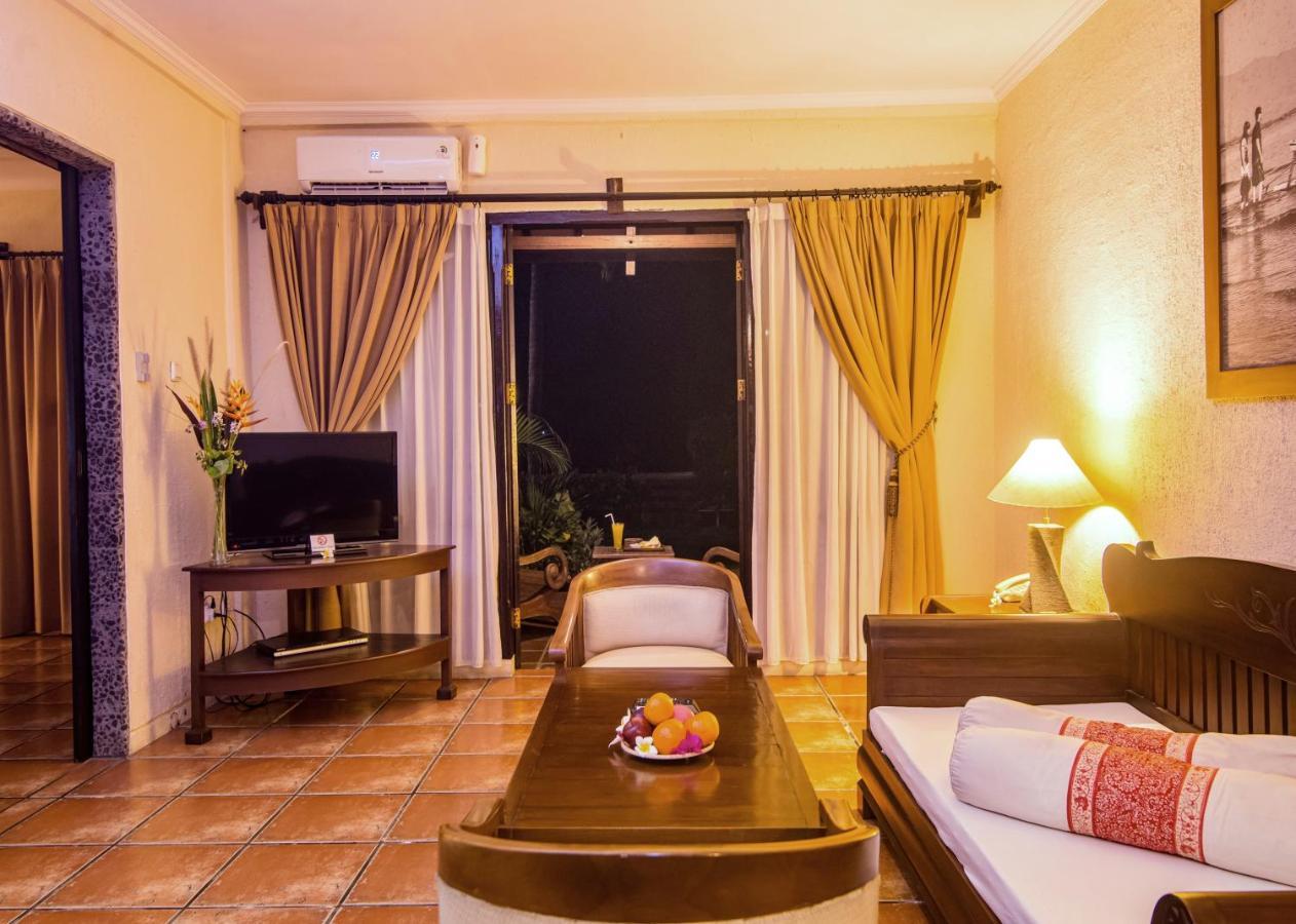 Nugraha Seaview & 3* Lovina (Bali)