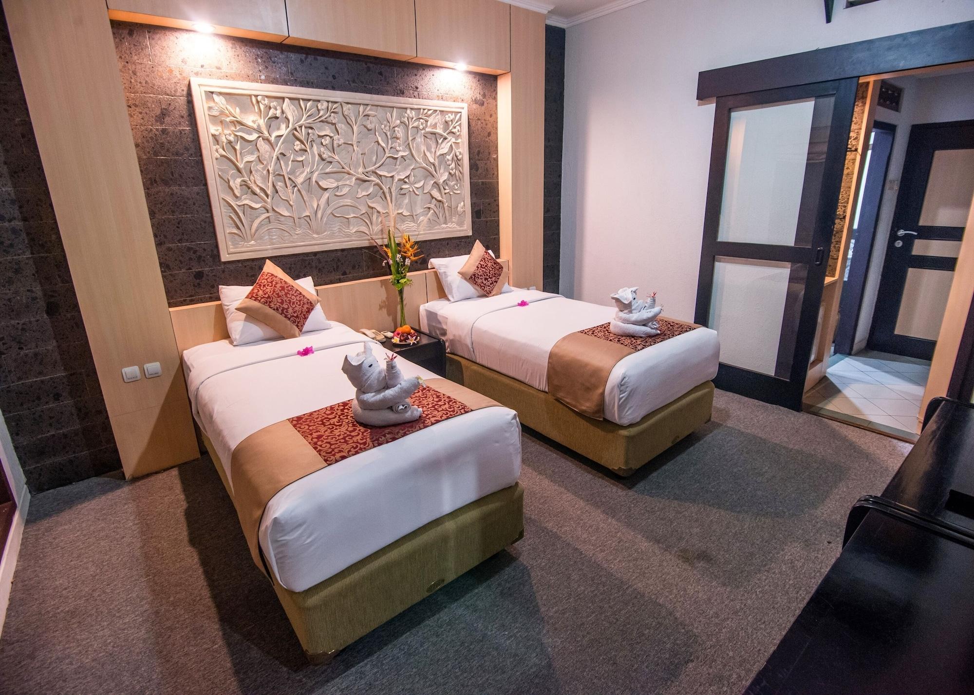 Nugraha Seaview & 3* Lovina (Bali)
